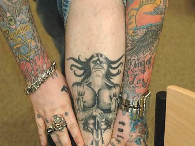 Click image for larger version. 

Name:	todd_tattoo_leg.jpg 
Views:	1888 
Size:	56.7 KB 
ID:	87